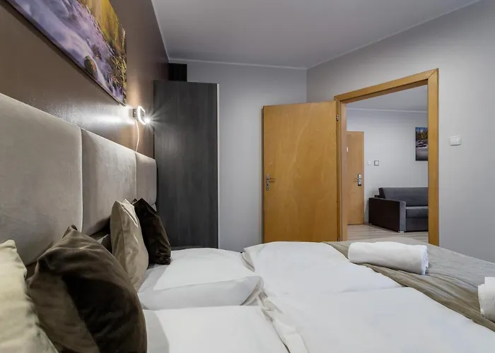 לינה וארוחת בוקר Sniezka 3*